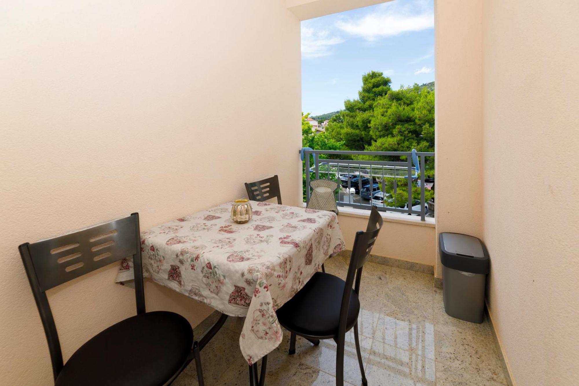Villa Alesa Тучепи Экстерьер фото